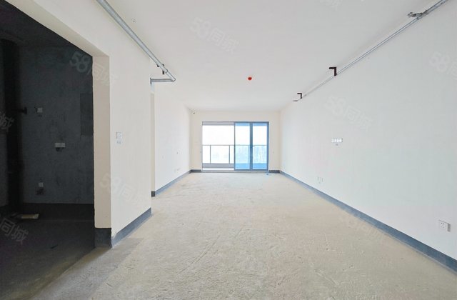 招商云邸4室2厅172.62㎡215万二手房图片