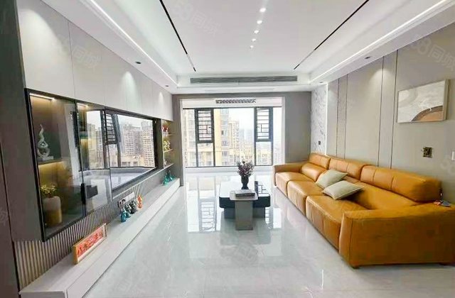 都市金岸4室2厅114㎡137万二手房图片