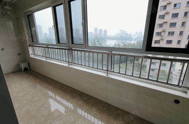 徒骇河观景！滨河御府边户三室带车位储免大税！莲湖新城昌润莲城