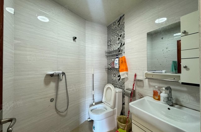 华业名都4室2厅124.9㎡124.9万二手房图片