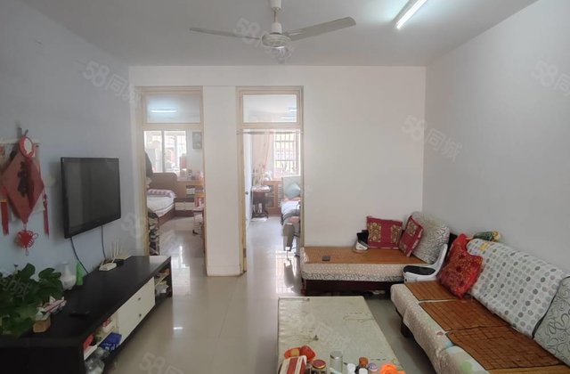 颐和园 诚心出售  大医院附近  兴华路 能割三室 二楼