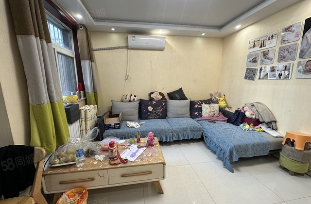 金柱文苑1楼，诚心出售，看房方便！