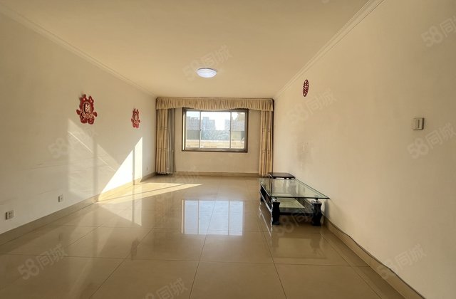 东昌路上！单价7400！华夏银行家属院！3大室！双阳台！2卫