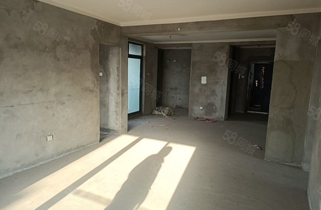 金岭新村5室2厅171㎡58万二手房图片