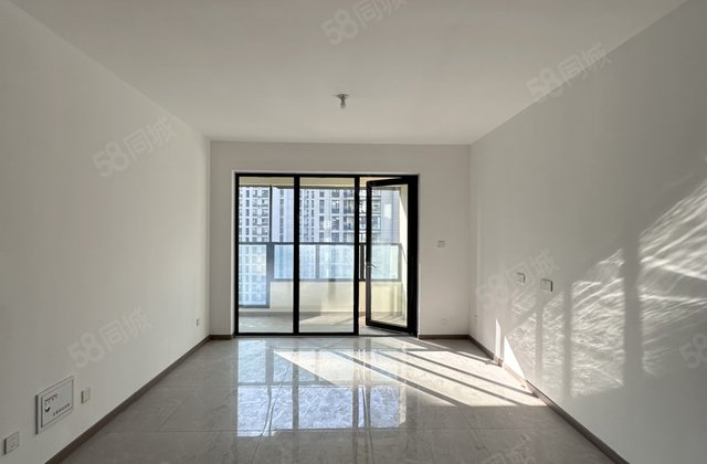 一实验玖玺南区 东边户带车储 中间好楼层