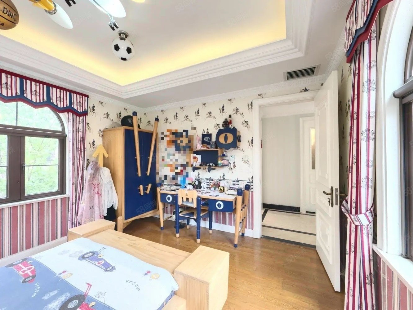 中建紅杉溪谷(東區(qū))6室2廳4衛(wèi)210.55㎡南北1888萬