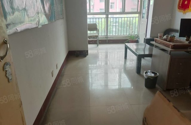 金丰苑 商圈成熟 精装可拎包入住 近医院 南北通透