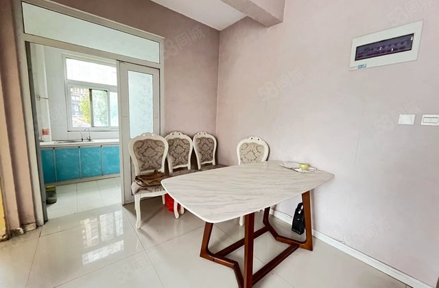 急售 刚需小伙看过来紧邻亿丰 振兴路 七中 水晶丽城 边户