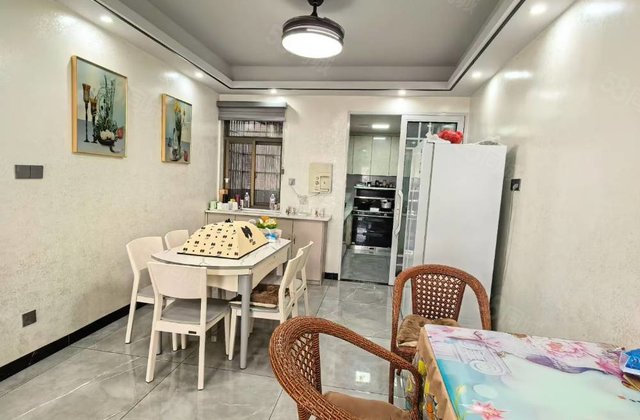 力天名苑3室2厅136㎡62.8万二手房图片