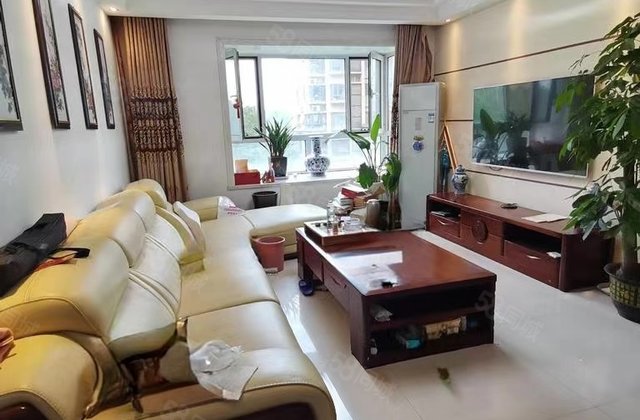 龙湾小区山水文园精装修舒适的家使我们放下焦虑，放下