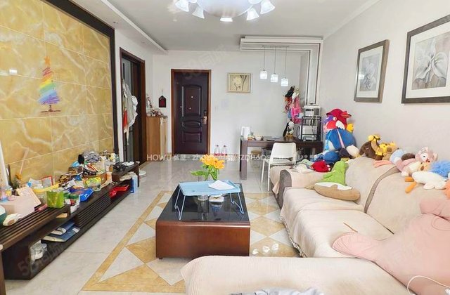 卢浮公馆3室2厅117㎡136万二手房图片