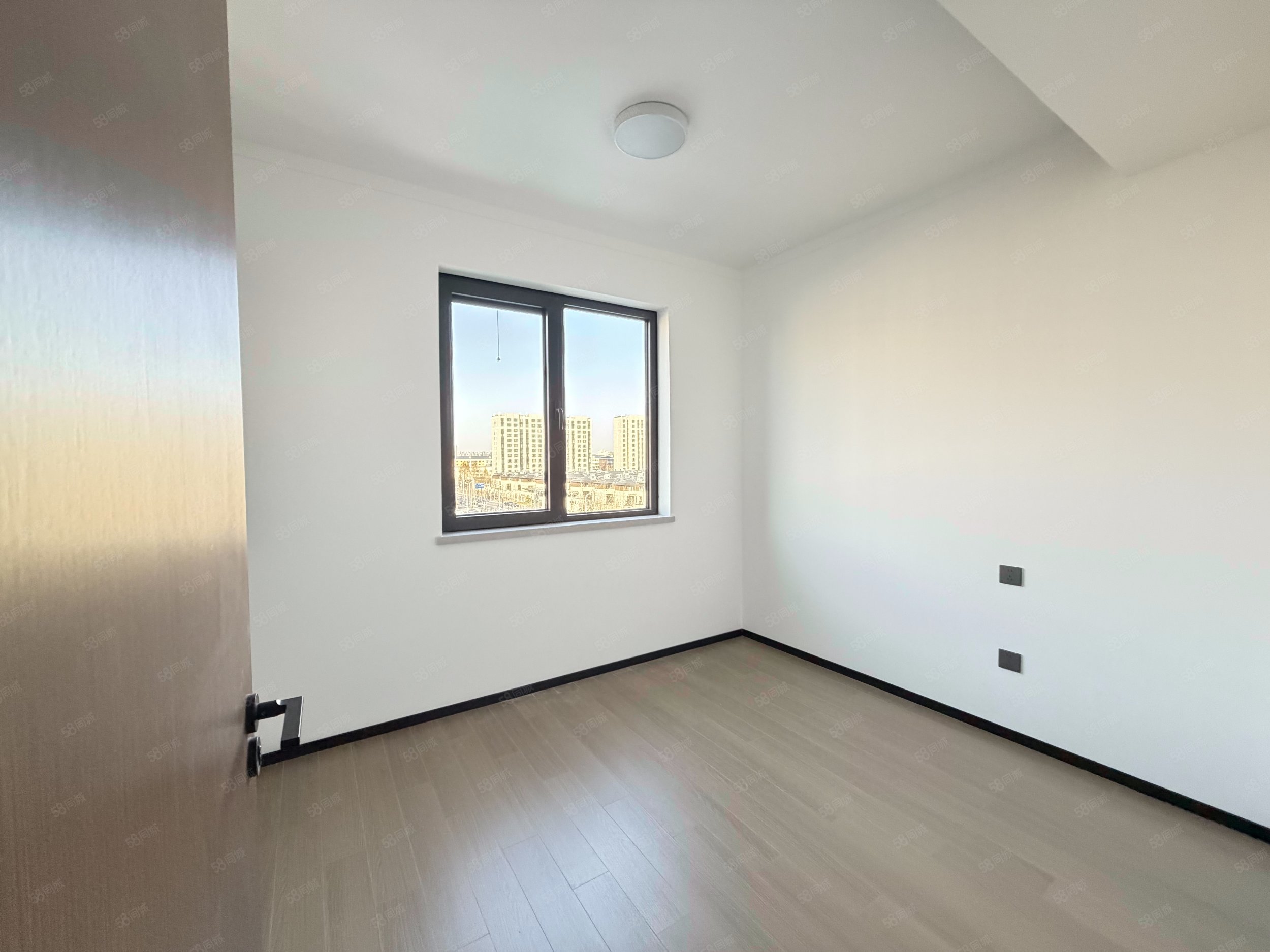 星譽BEIJING南區(qū)3室2廳2衛(wèi)105㎡南北383萬