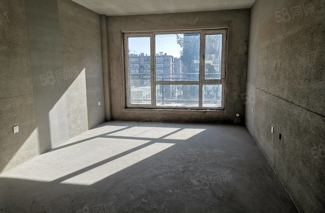 睿达阳光新城 77平毛坯 南北通透双阳卧室 全明户型