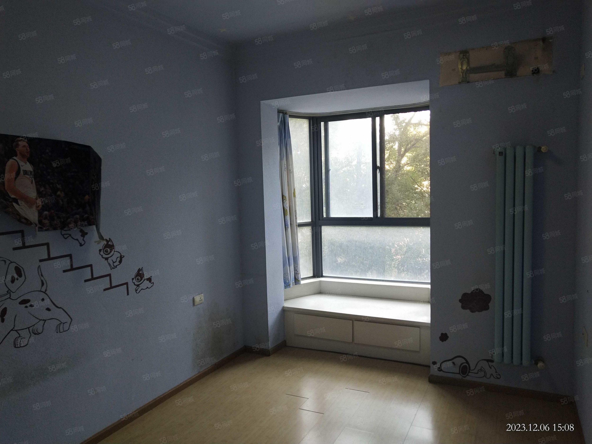 兴丽风情巴黎3室2厅2卫136㎡北75万