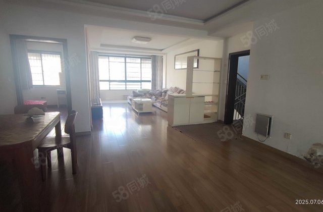 汇隆花园3室2厅120.6㎡31.8万二手房图片