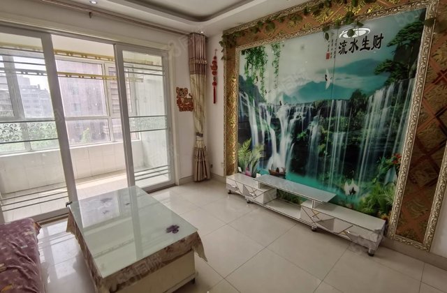 房东急售新城邦电梯大三室两厅两卫精装修带储藏室随时看房有钥匙