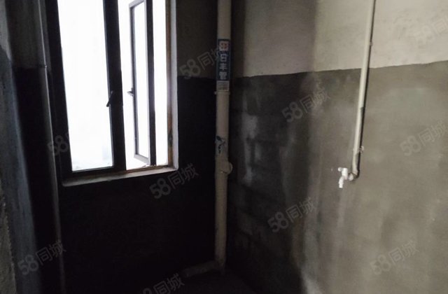 桂花糖小区3室2厅107㎡31.8万二手房图片