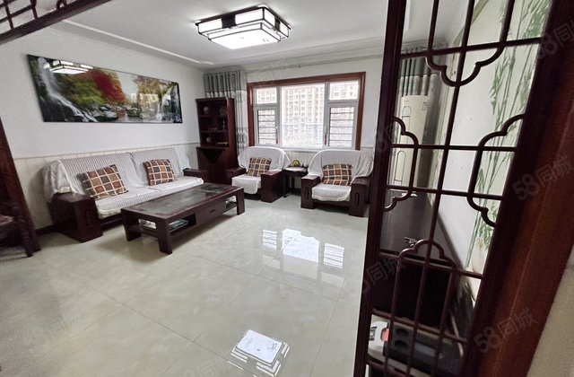 急急急售！商品房精装修三室两卫 送储免大税 随时看房