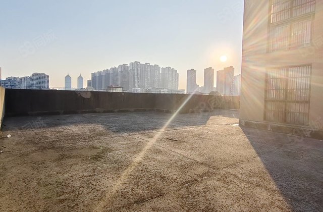 兴荣郡3室2厅82㎡47.6万二手房图片