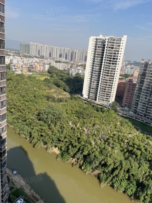 月亮湾城市花园3室2厅2卫121㎡东南66.5万