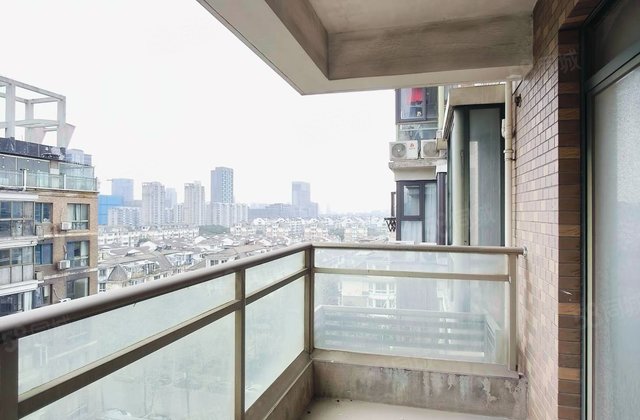 新天地(东区)3室2厅132.37㎡255万二手房图片