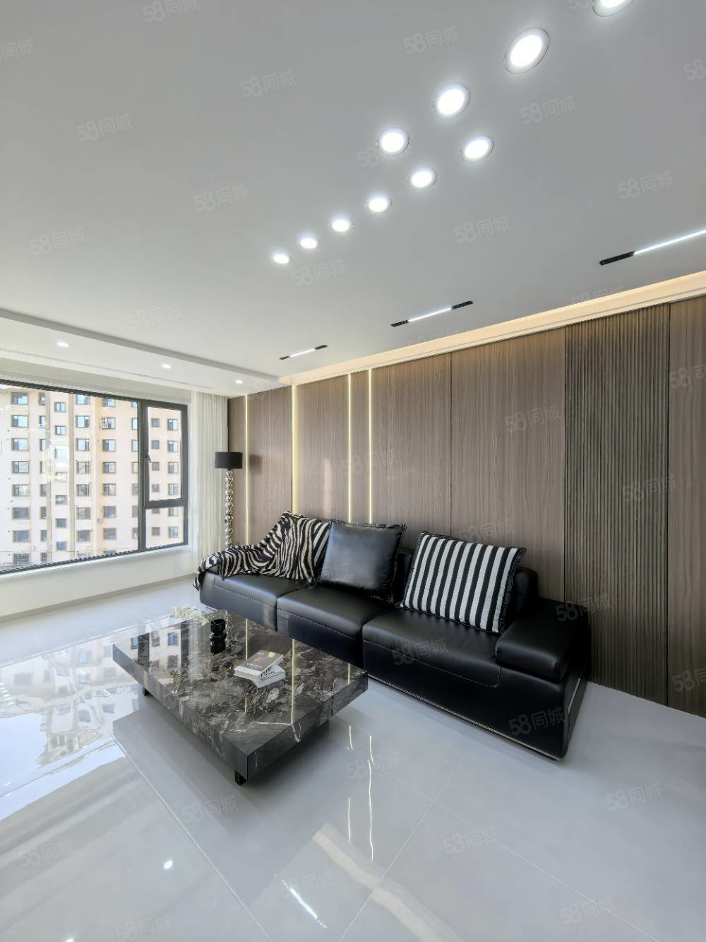 星河万源蓝湾3室2厅2卫133.36㎡南北73.8万