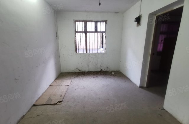 文明路12号小区2室1厅60㎡30万二手房图片