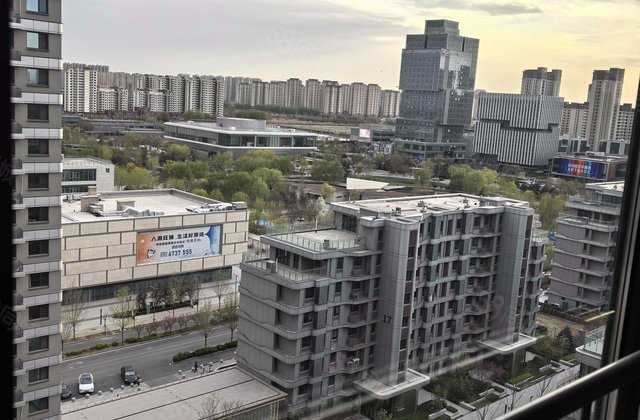 深圳园燕华城3室2厅119.52㎡125万二手房图片