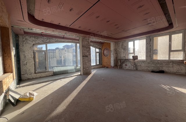 江北水镇 急出几套 12带院 200出头 可贷款 无过户费