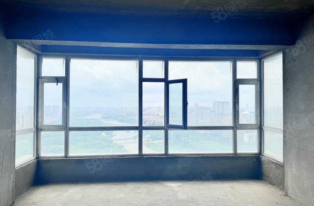 昊源高格蓝湾(二期)3室2厅164.42㎡120万二手房图片