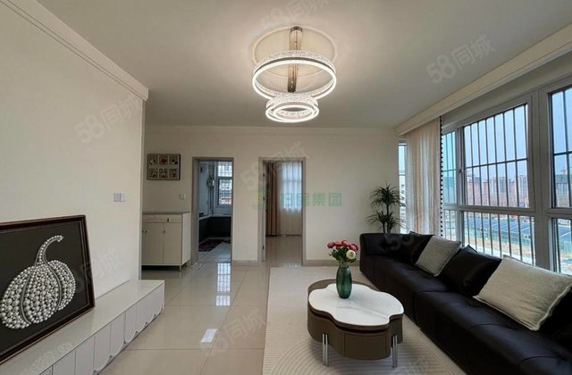 急售边户三室，精装拎包入住，水岸新城，新城邦，万豪，香格里