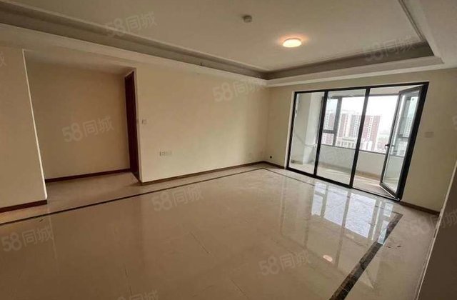 急售，集美百合新城，东昌东校，  位置总高18层，免大税！！