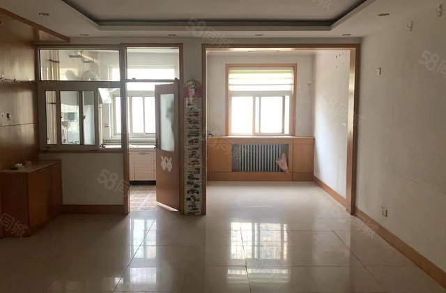 萃苑小区88平二室二厅送储多层二楼证过五年可按揭