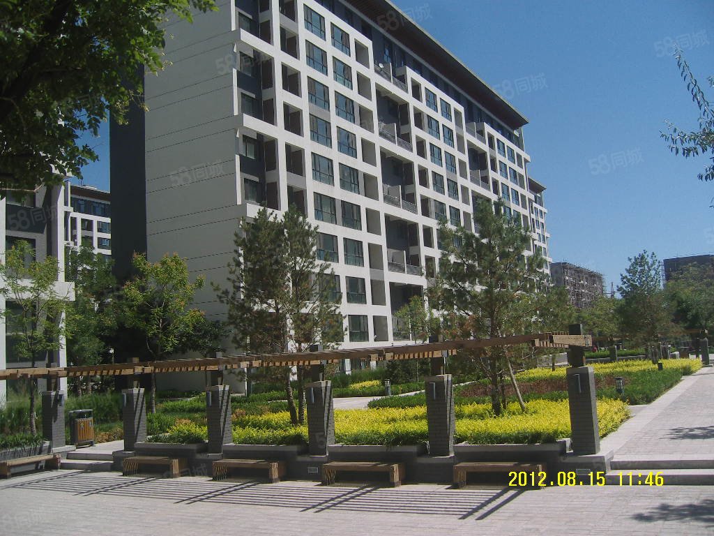 民生兴庆府大院(西区)4室2厅1卫177㎡南北256万