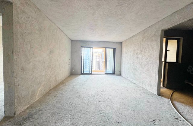 雍翠新城4室2厅139.5㎡76万二手房图片