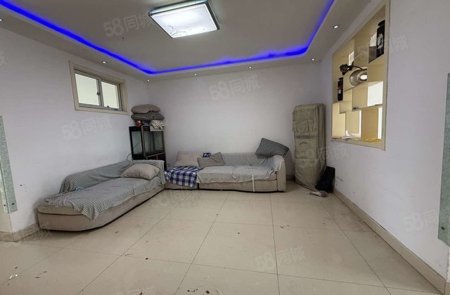 诚心出售！市区单位家属院，电梯房，免大税送储藏室