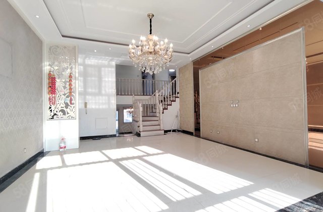 湖南路 孟达德馨园 错层设计 三室三卫 带车储 免大税 龙山