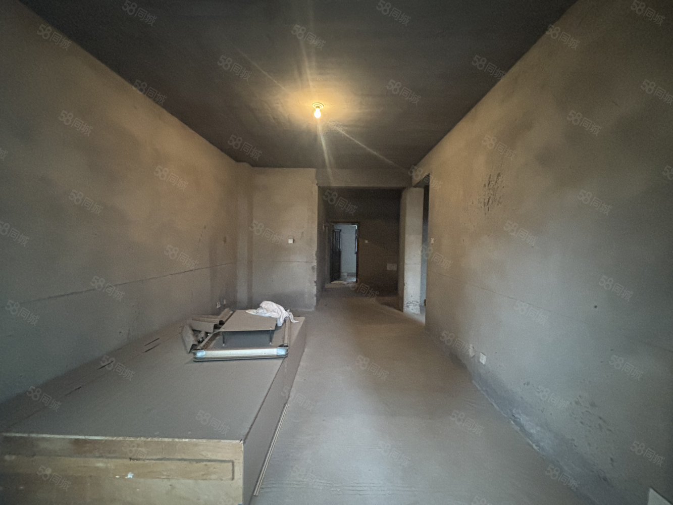 万华庭小区2室2厅1卫81㎡南北34万