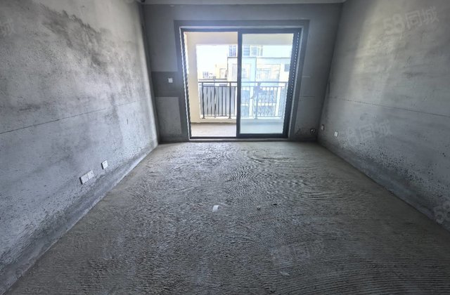 中梁滨江壹号3室2厅111.97㎡59.6万二手房图片