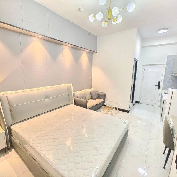 独栋｜自己房 免中介 离你很近 靠地铁站 出行方便 限时民水电