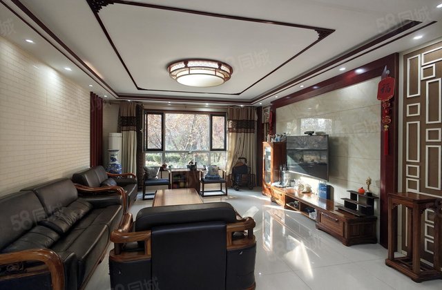 急售开发区东昌东校对过单位家属院英伦花园孝心一层大平层送车位