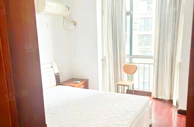 枫树园3室2厅118.2㎡74万二手房图片