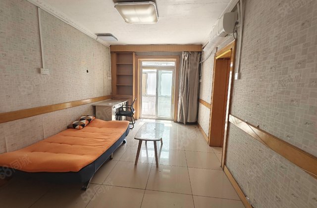 新疆维吾尔自治区党校住宅小区(天山区)2室1厅70㎡198万二手房图片