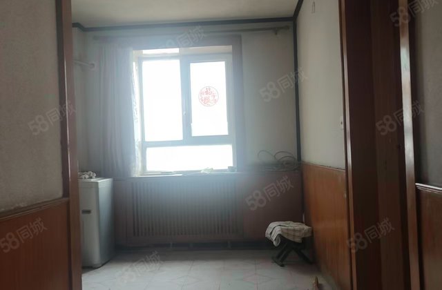 东兴街小区3室2厅74.78㎡75万二手房图片
