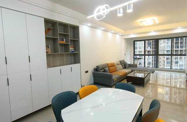 公园世家2室2厅121.94㎡108万二手房图片