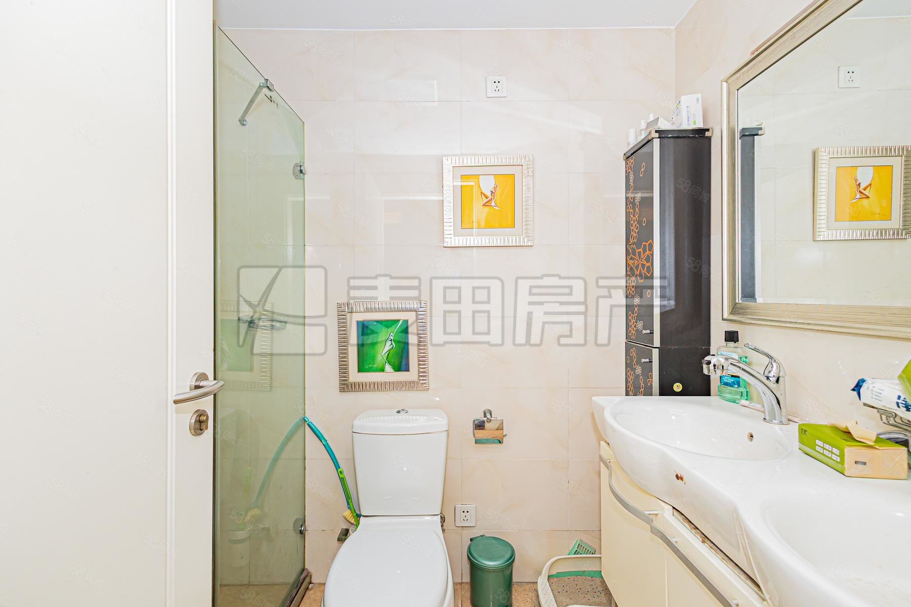 一瓶3室2廳2衛(wèi)188.53㎡南北2650萬