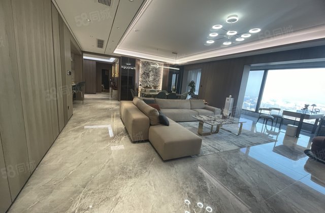 聊翡丽湾270平豪华装修花现在499万双车位免大税