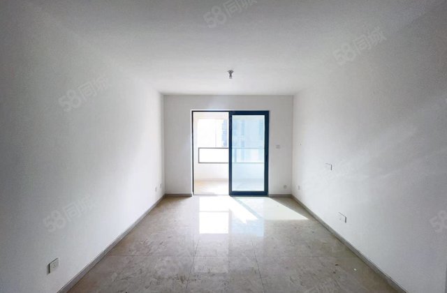 刚交工的~嘎嘎新未住 !送车位~储藏室 理想城 婚房 次新房