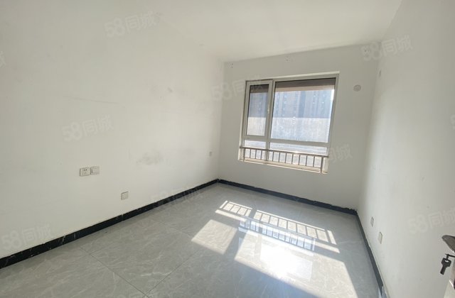 急售！民生凤凰城，四居室，新一中，  培文，外国语，随时看房