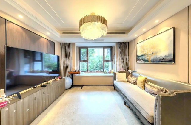 万科翡翠四季(A区)4室2厅128.96㎡530万二手房图片